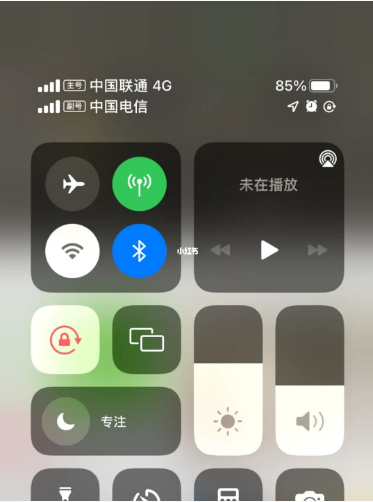穆棱苹果手机维修分享iPhone双卡信号解决办法 